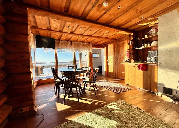 Semesterbostad Puhkekeskus Rosna